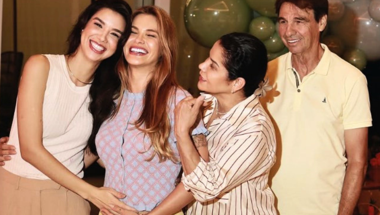 Pai de Andressa Suíta atualiza Instagram como Vovô do ano